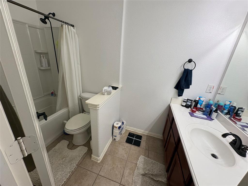 2756 Explorador Property Photo 21