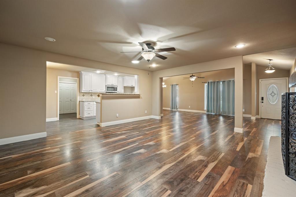 1217 W Redbud Drive Property Photo 10