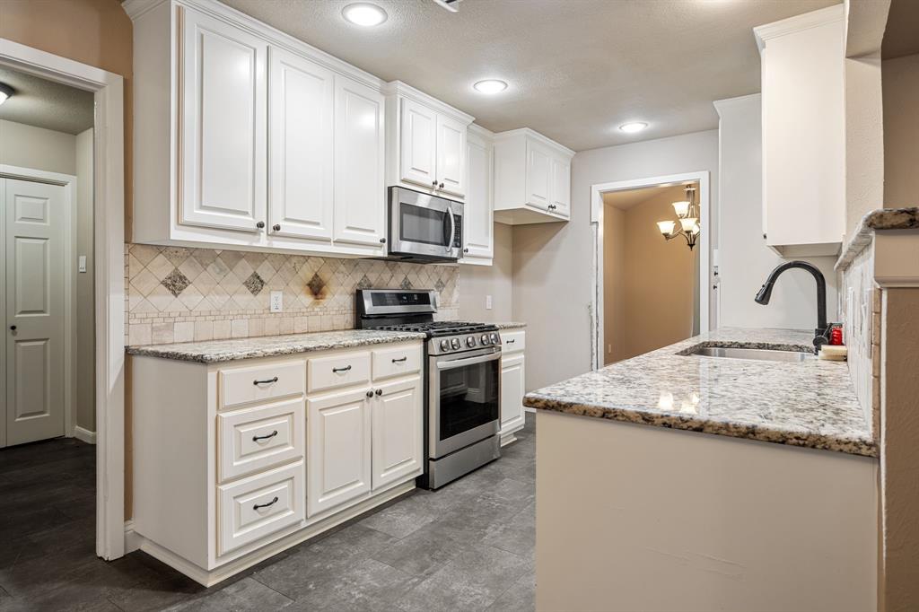 1217 W Redbud Drive Property Photo 13
