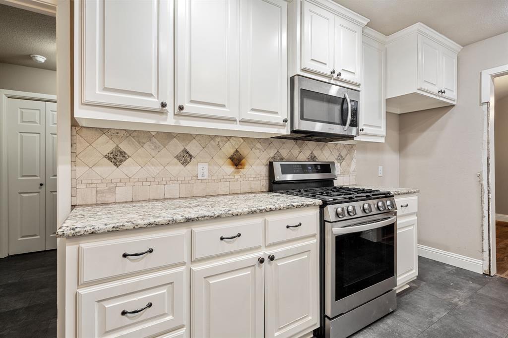 1217 W Redbud Drive Property Photo 15