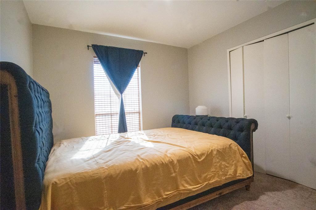 829 Cambridge Drive Property Photo 11