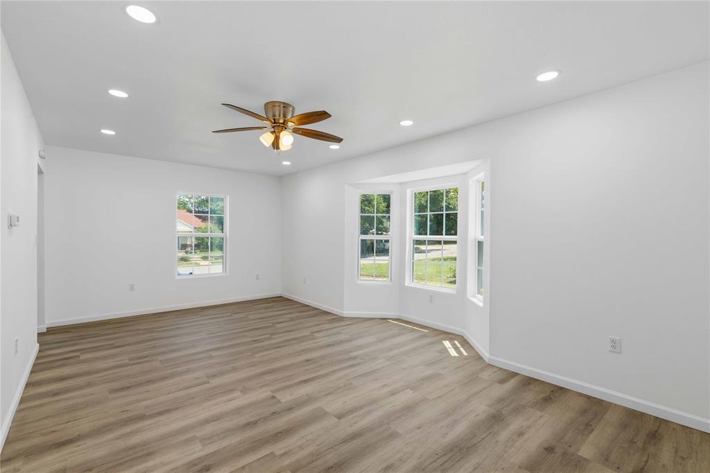 2201 Vincent Street Property Photo 7