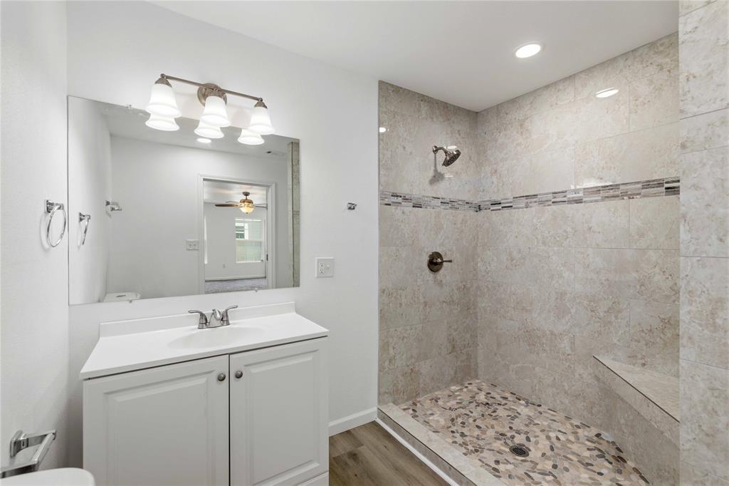 2201 Vincent Street Property Photo 15