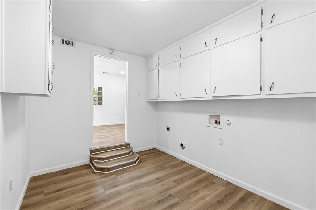 2201 Vincent Street Property Photo 17