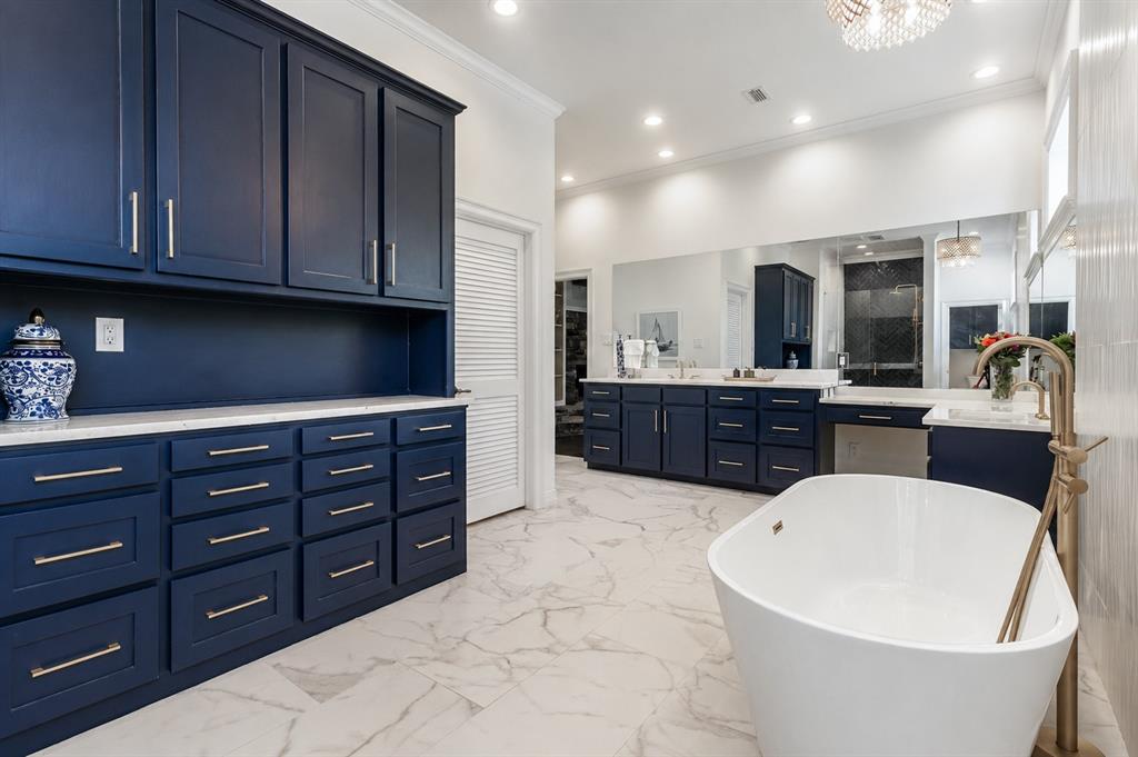6500 Hollytree Circle Property Photo 19