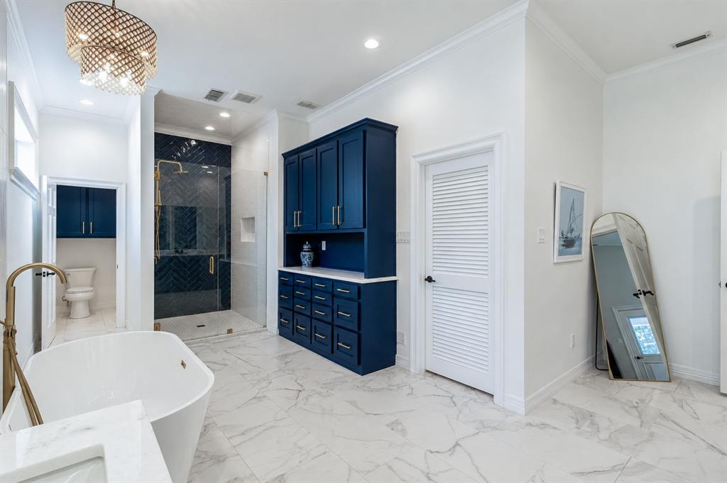 6500 Hollytree Circle Property Photo 22