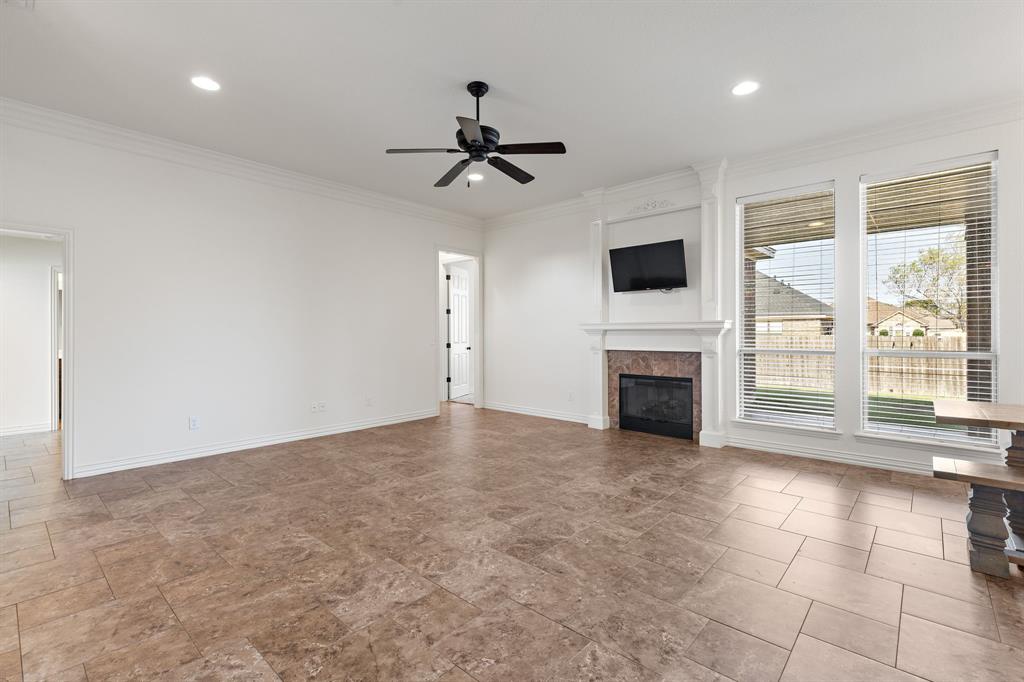 5014 Cypress Property Photo 4