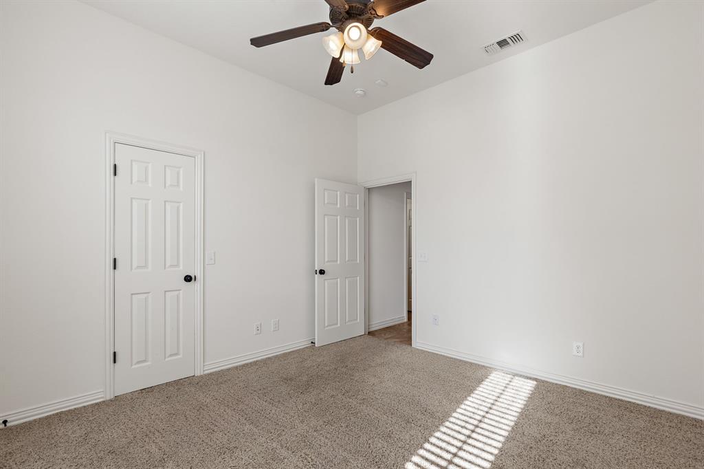 5014 Cypress Property Photo 15