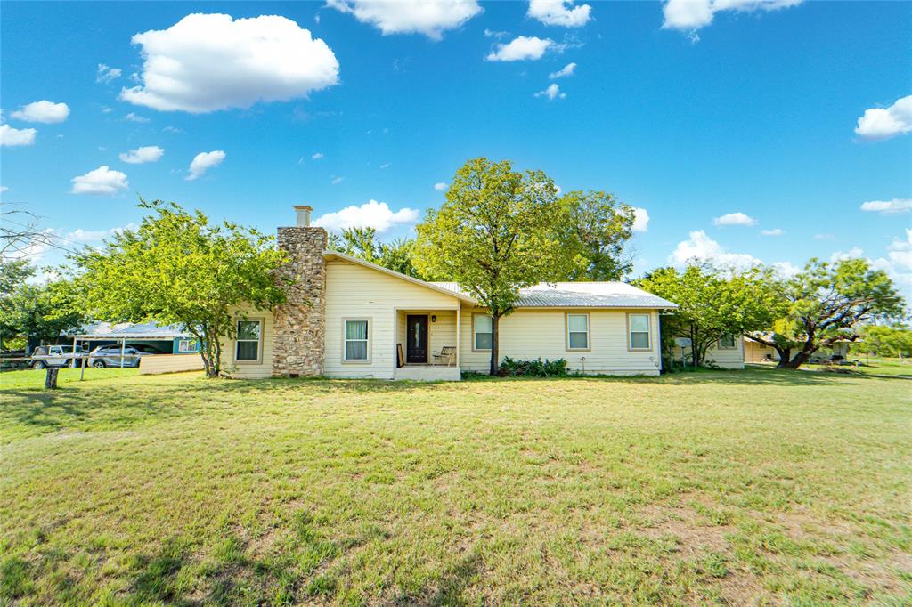 204 Fm 209 Property Photo 2