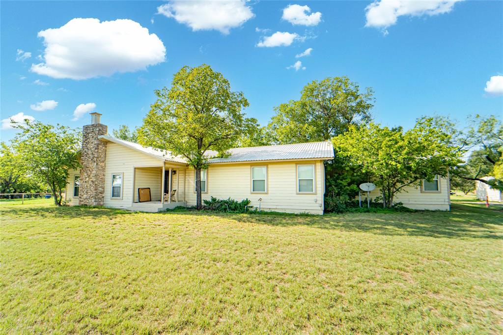204 Fm 209 Property Photo 3