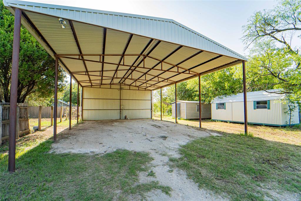 204 Fm 209 Property Photo 7