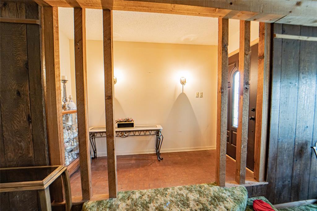 204 Fm 209 Property Photo 8