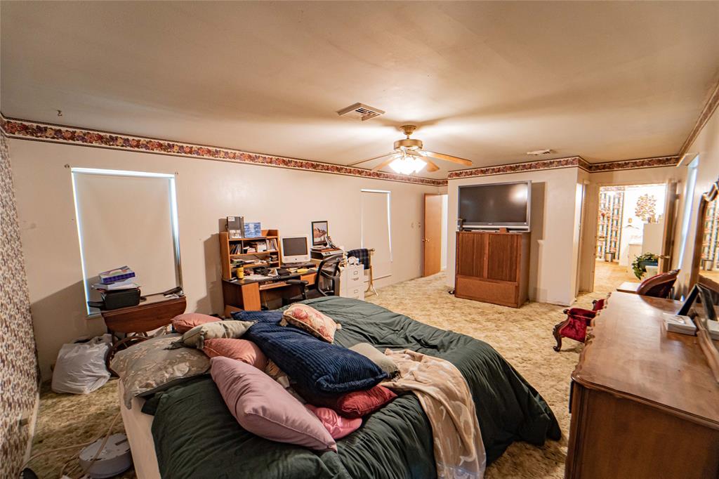 204 Fm 209 Property Photo 16
