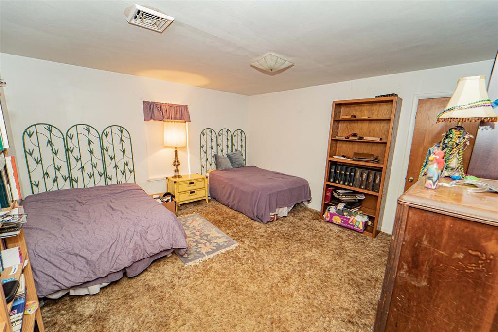 204 Fm 209 Property Photo 23