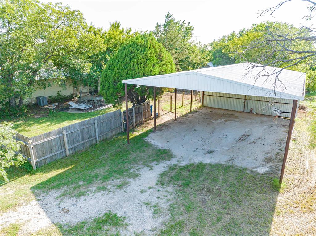 204 Fm 209 Property Photo 27
