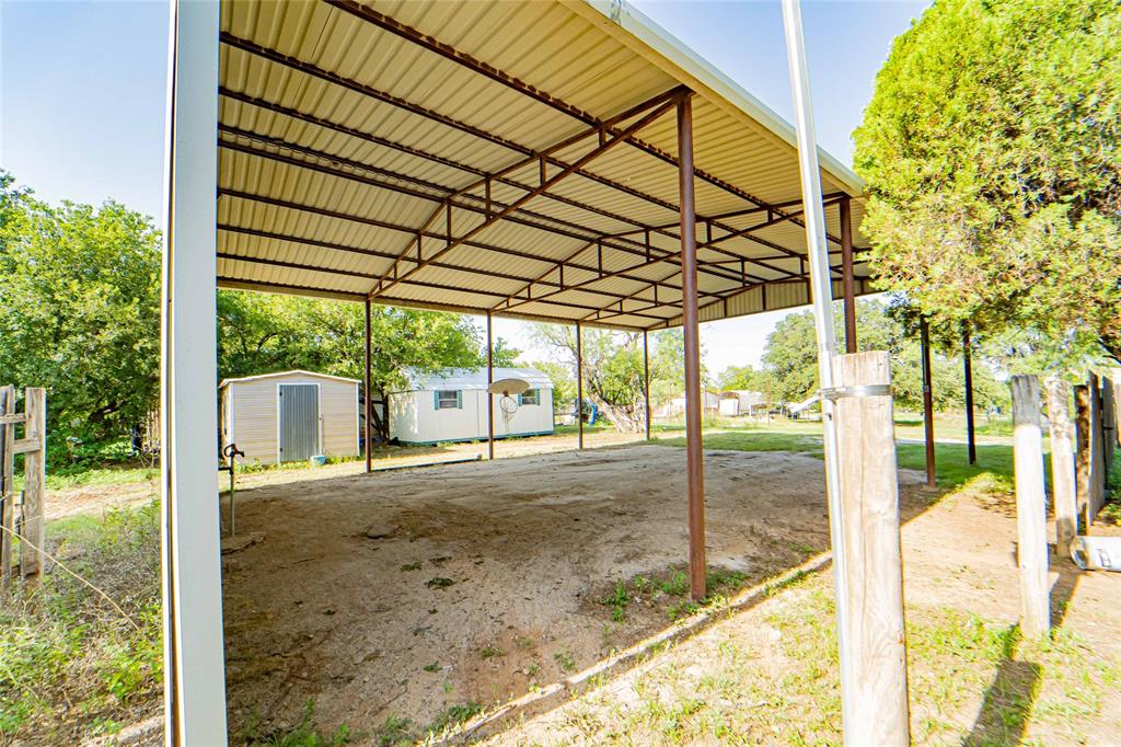 204 Fm 209 Property Photo 29