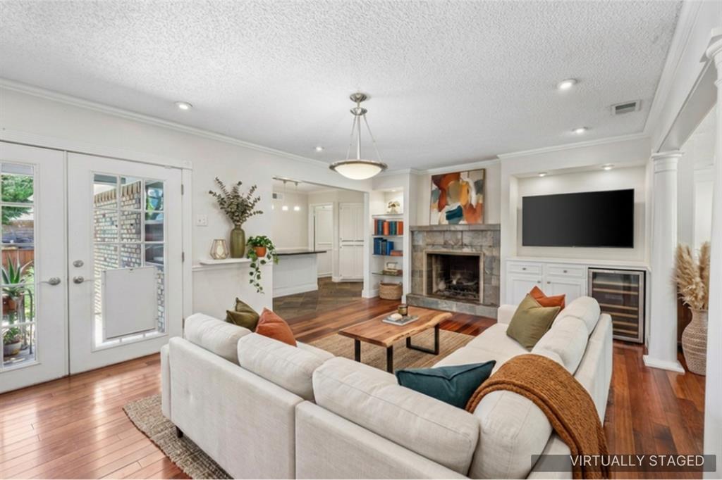 8324 Moorcroft Drive Property Photo 4