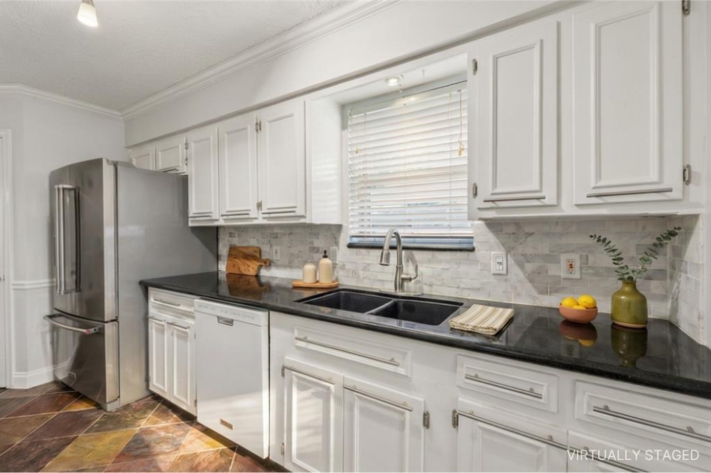 8324 Moorcroft Drive Property Photo 12