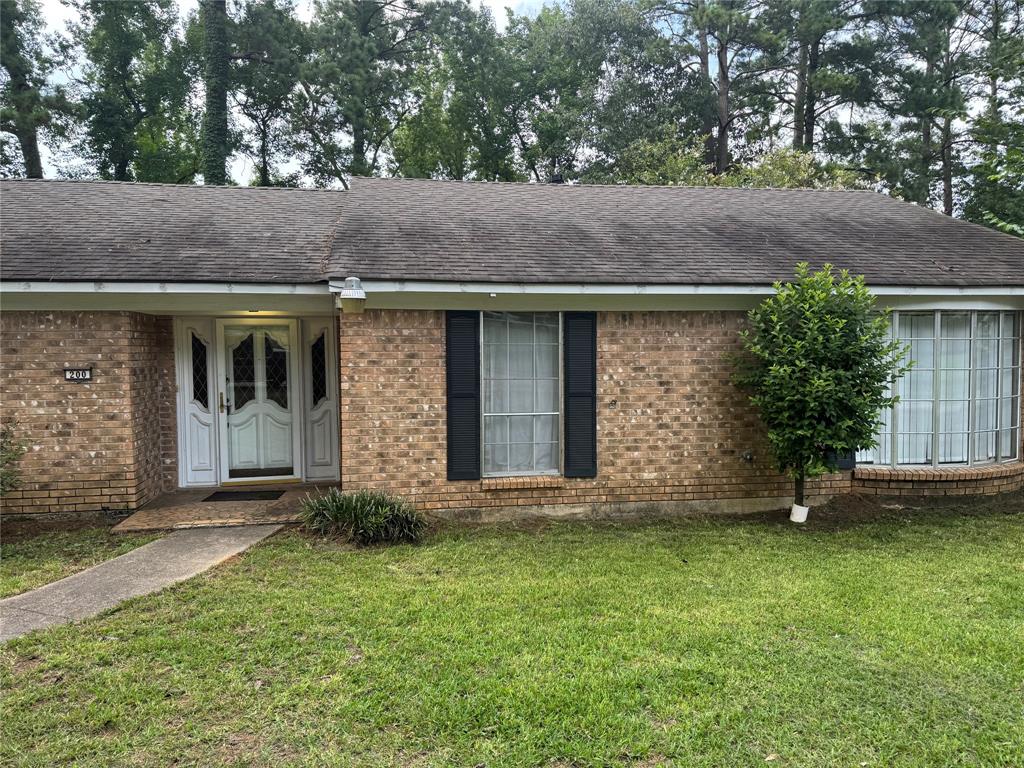 200 Medallion Circle Property Photo 2
