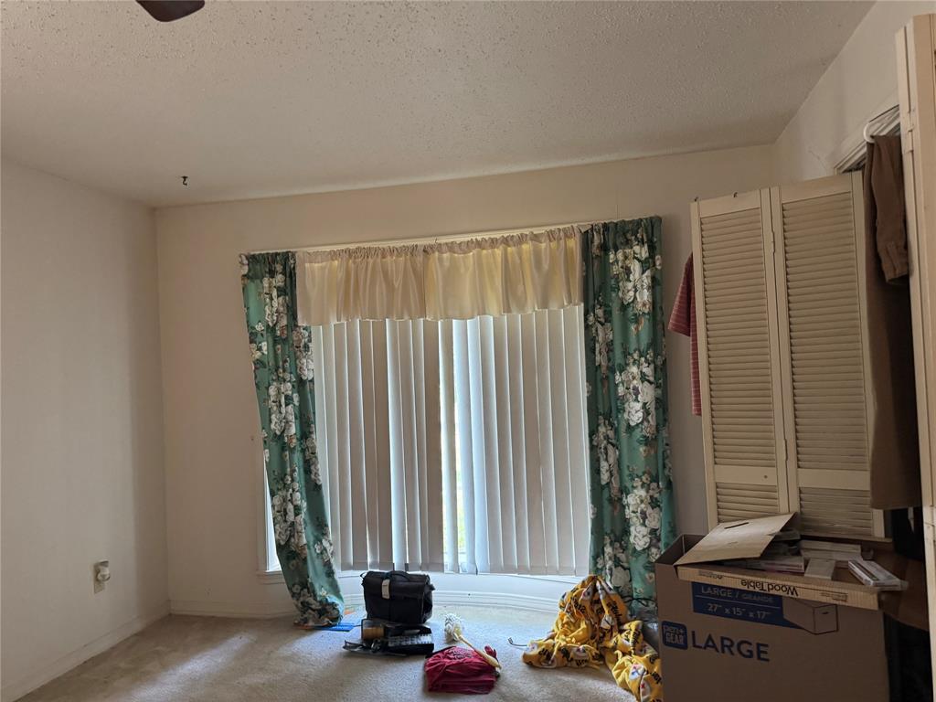 200 Medallion Circle Property Photo 6