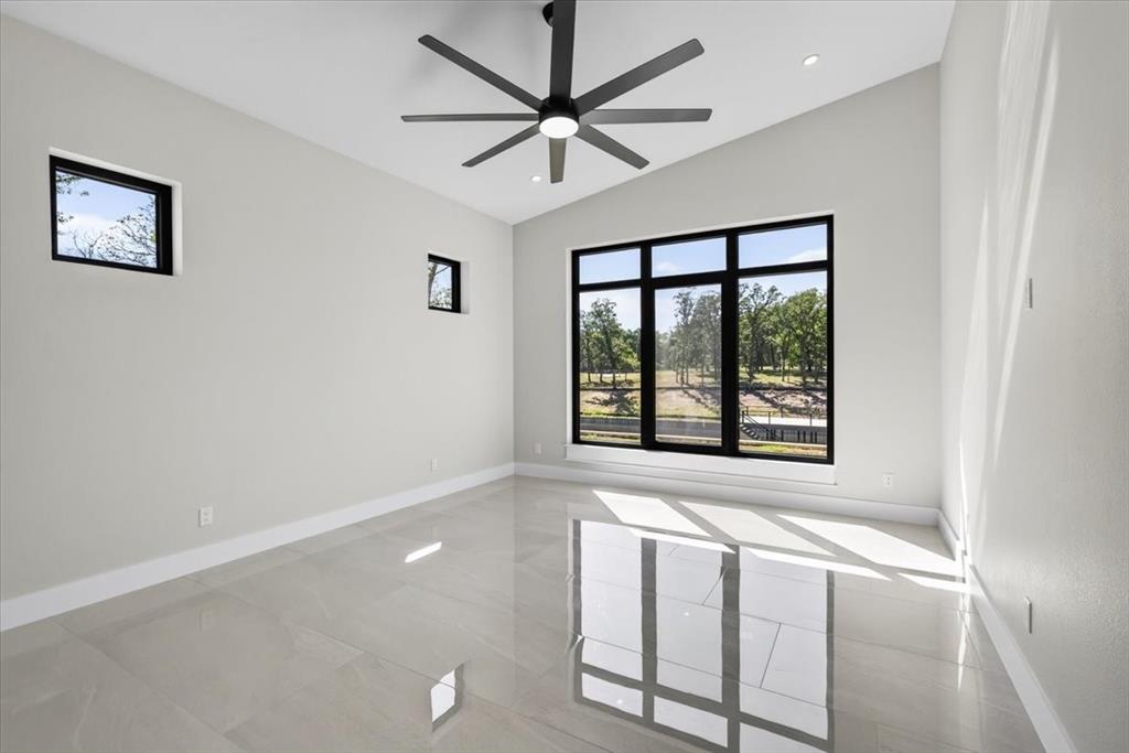 4604 Sapphire Way Property Photo 19
