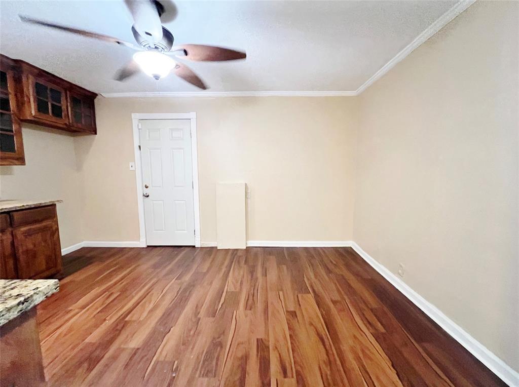 4236 Comanche Street Property Photo 8