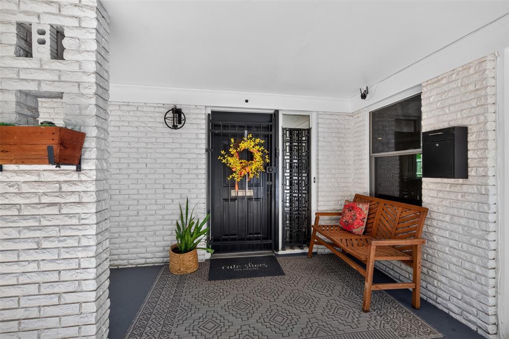253 Pierremont Road Property Photo 3