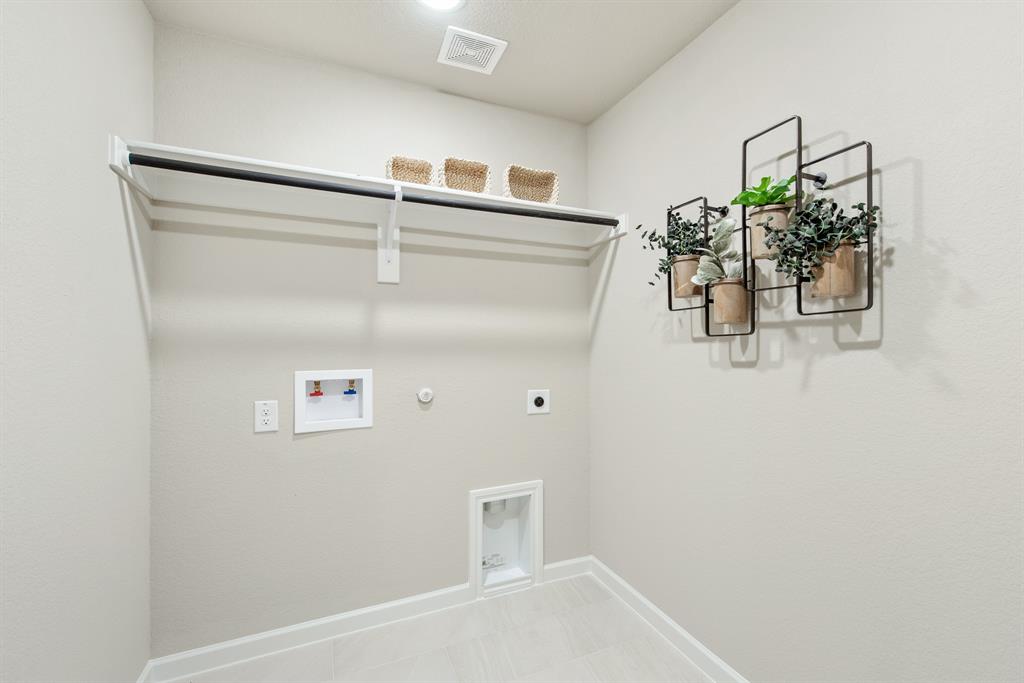 1009 Raptor Road Property Photo 28