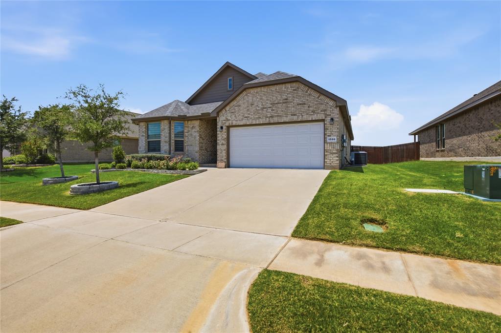 1500 Seabiscuit Drive Property Photo 2