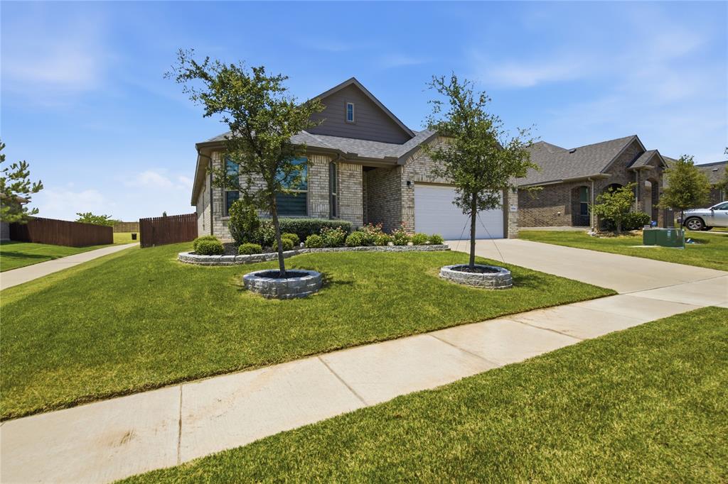 1500 Seabiscuit Drive Property Photo 3