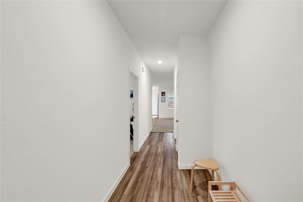 4929 Knob Drive Property Photo 3