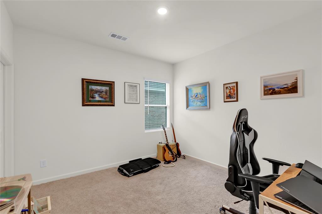 4929 Knob Drive Property Photo 8