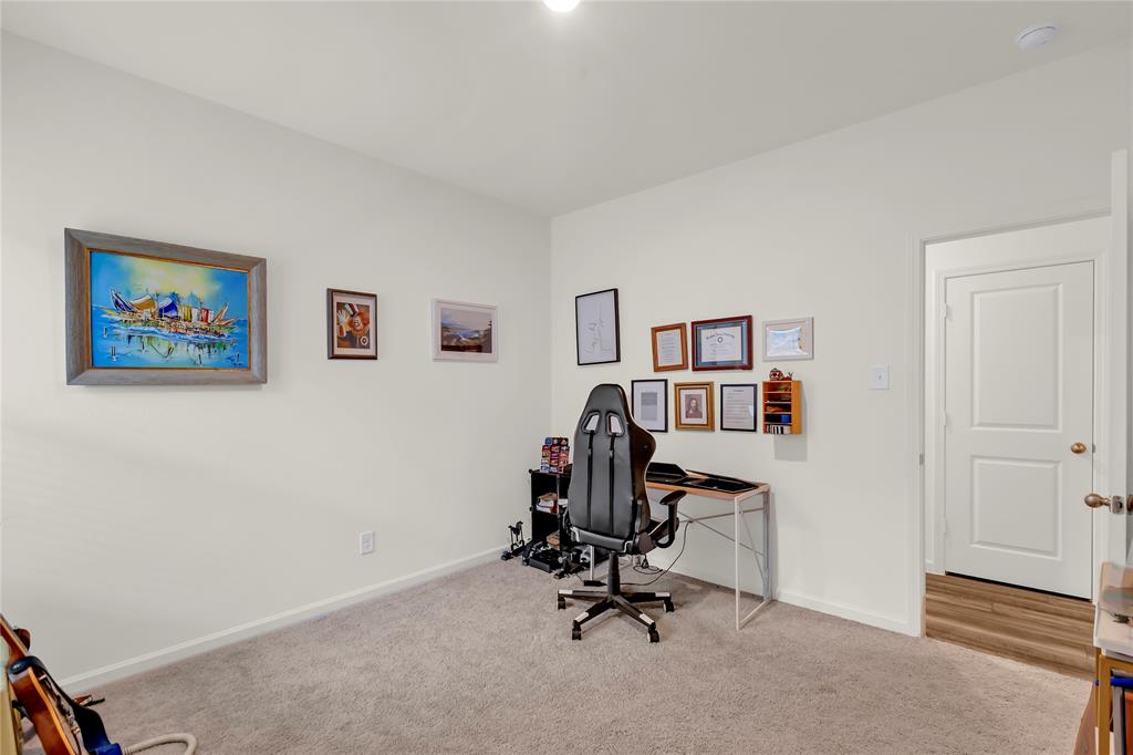 4929 Knob Drive Property Photo 9