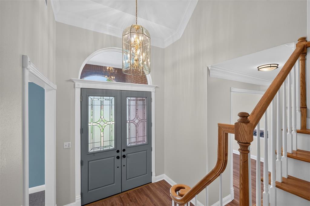 532 Parklane Drive Property Photo 3