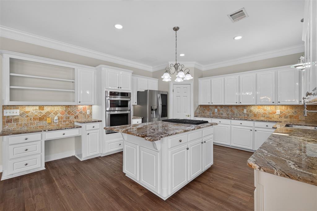 532 Parklane Drive Property Photo 10