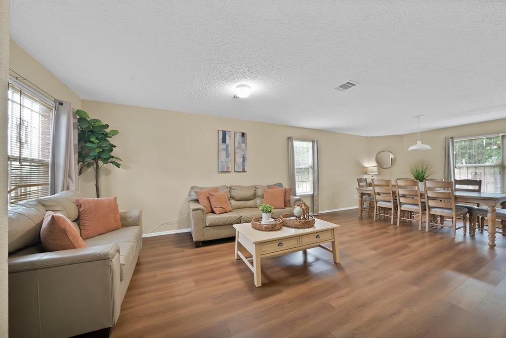 3372 Mojave Drive Property Photo 5