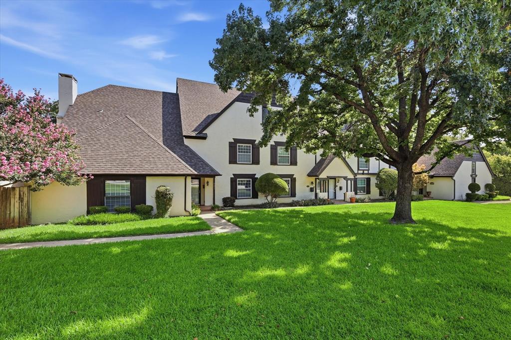 981 Chateau Valee Circle Property Photo 1