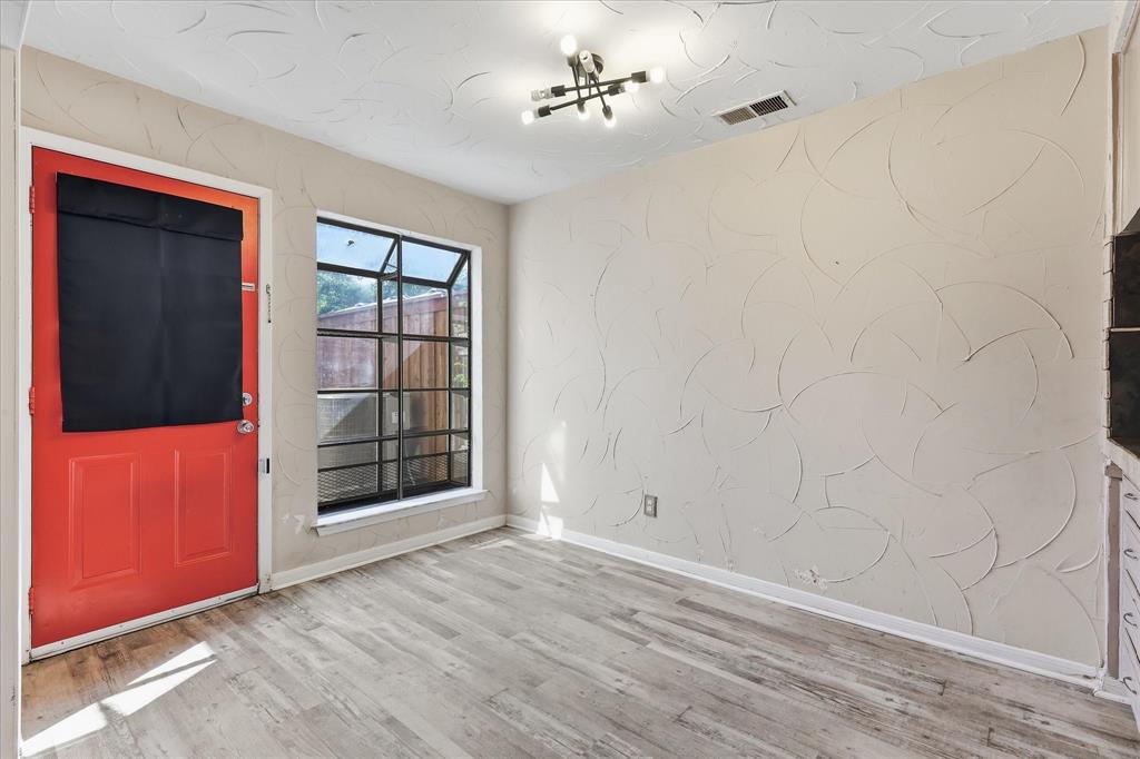 981 Chateau Valee Circle Property Photo 14