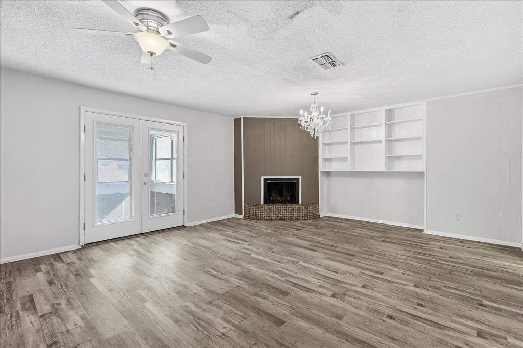 981 Chateau Valee Circle Property Photo 21