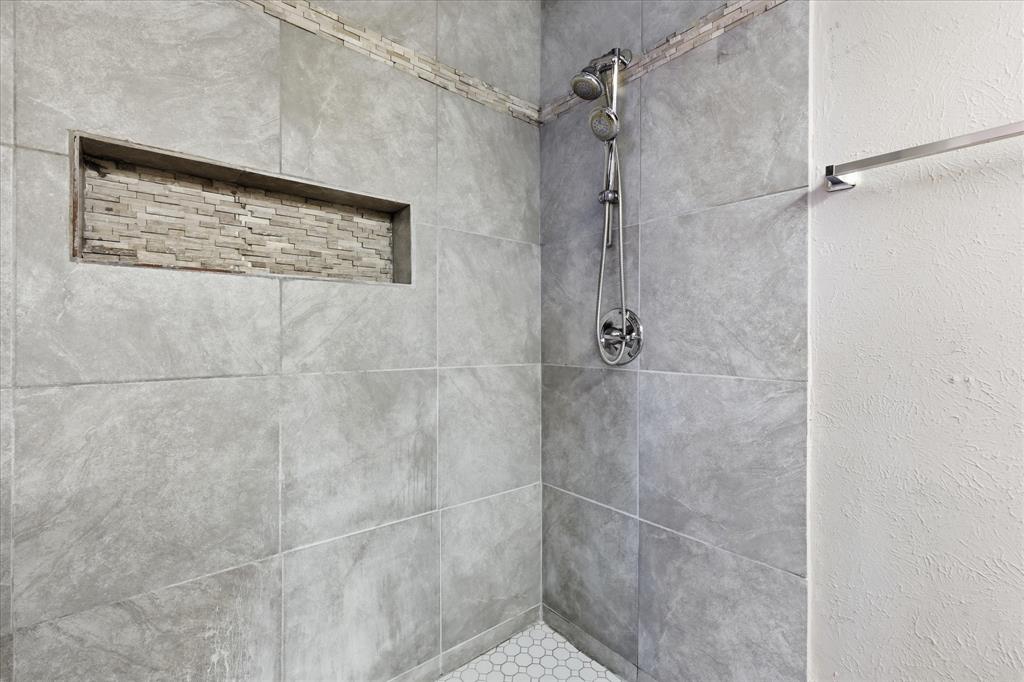 981 Chateau Valee Circle Property Photo 25