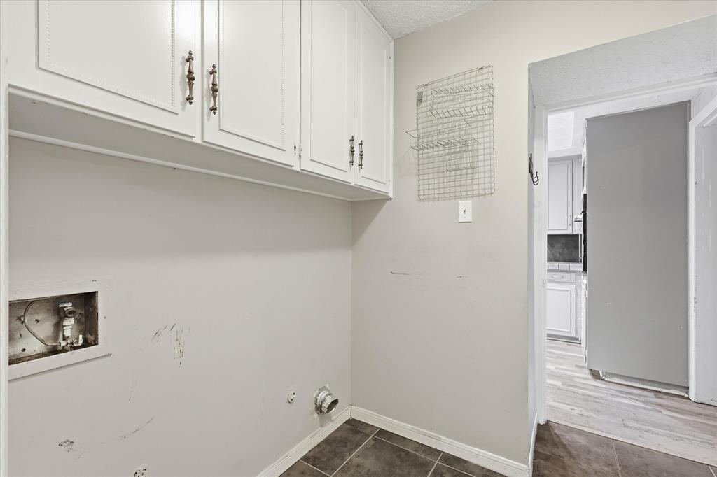 981 Chateau Valee Circle Property Photo 26