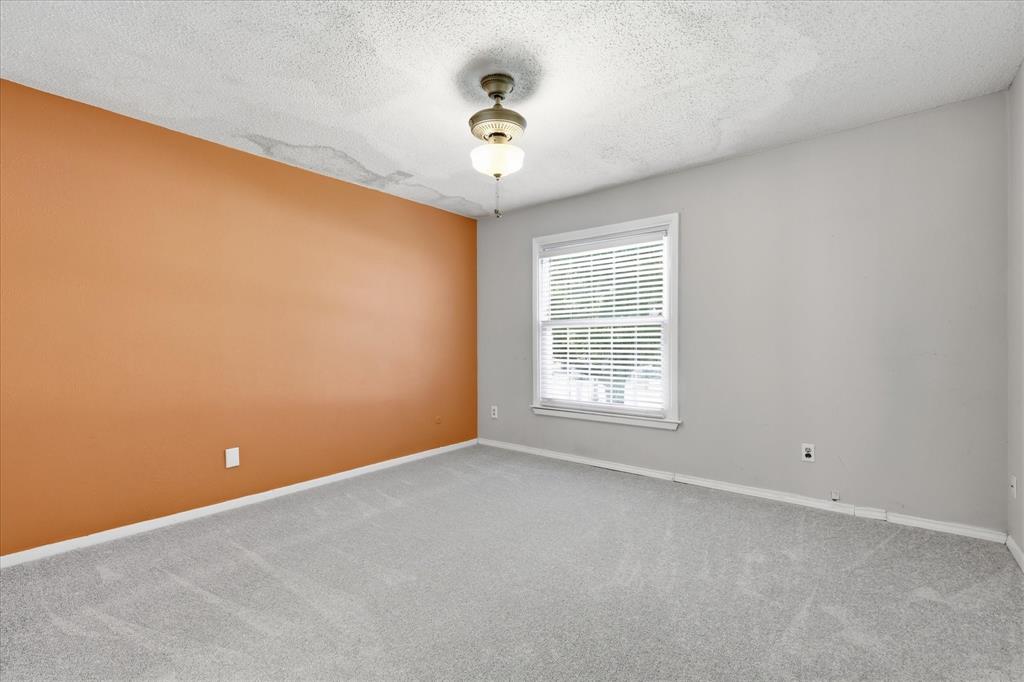 981 Chateau Valee Circle Property Photo 29