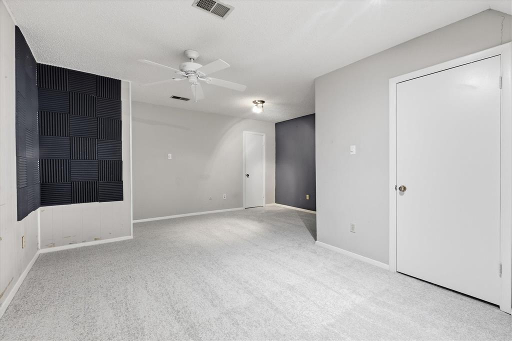 981 Chateau Valee Circle Property Photo 33