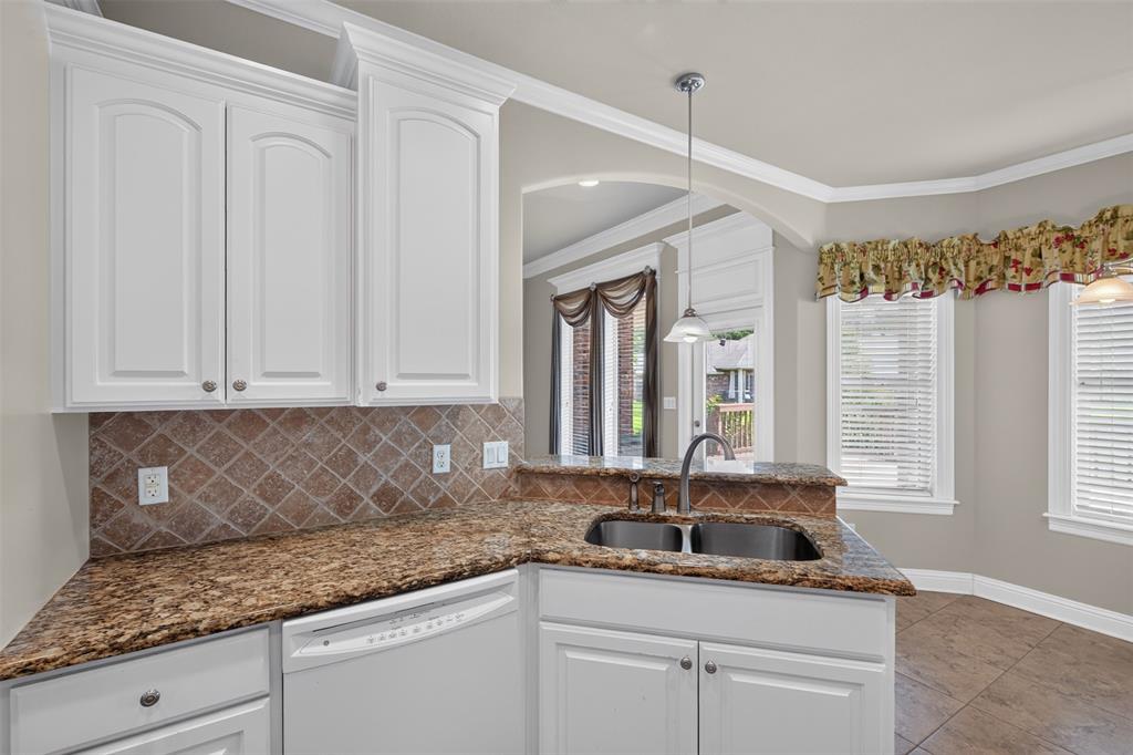 2140 Burgundy Ridge Drive Property Photo 15