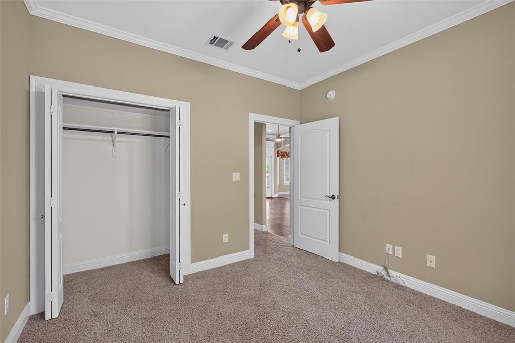 2140 Burgundy Ridge Drive Property Photo 23