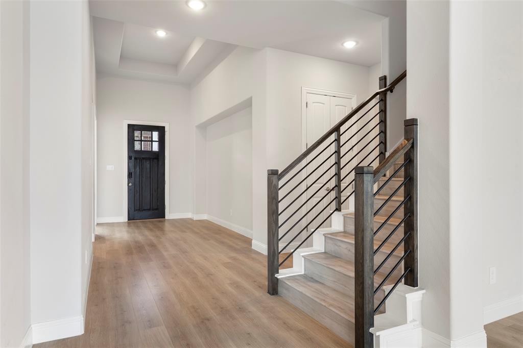 1421 Devotion Row Property Photo 4