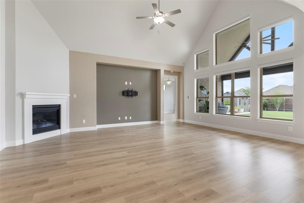 1421 Devotion Row Property Photo 8