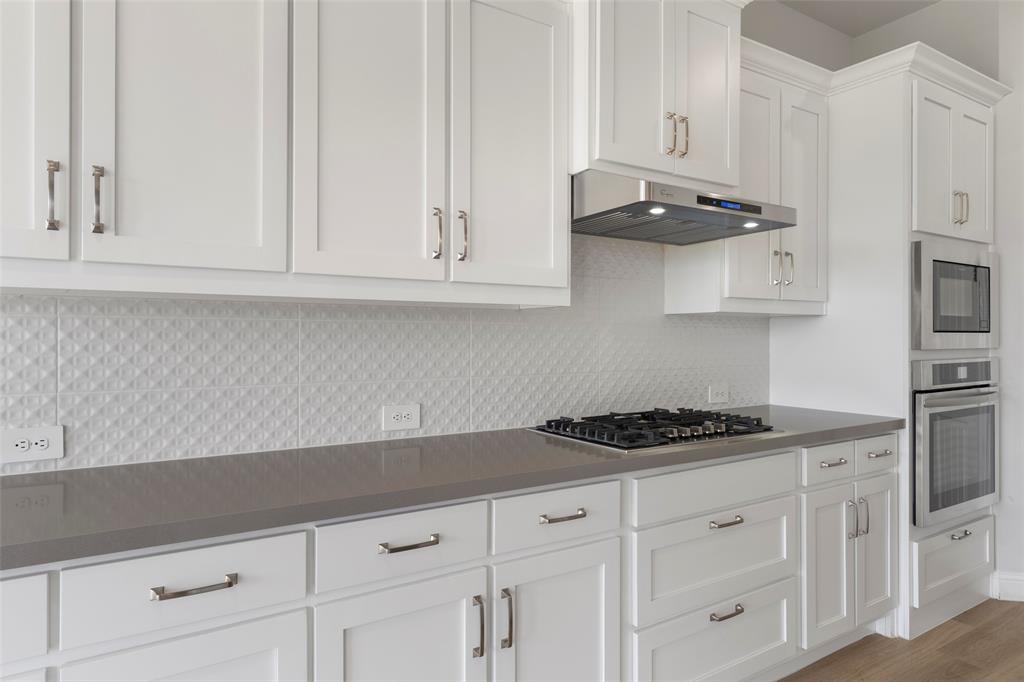 1421 Devotion Row Property Photo 11