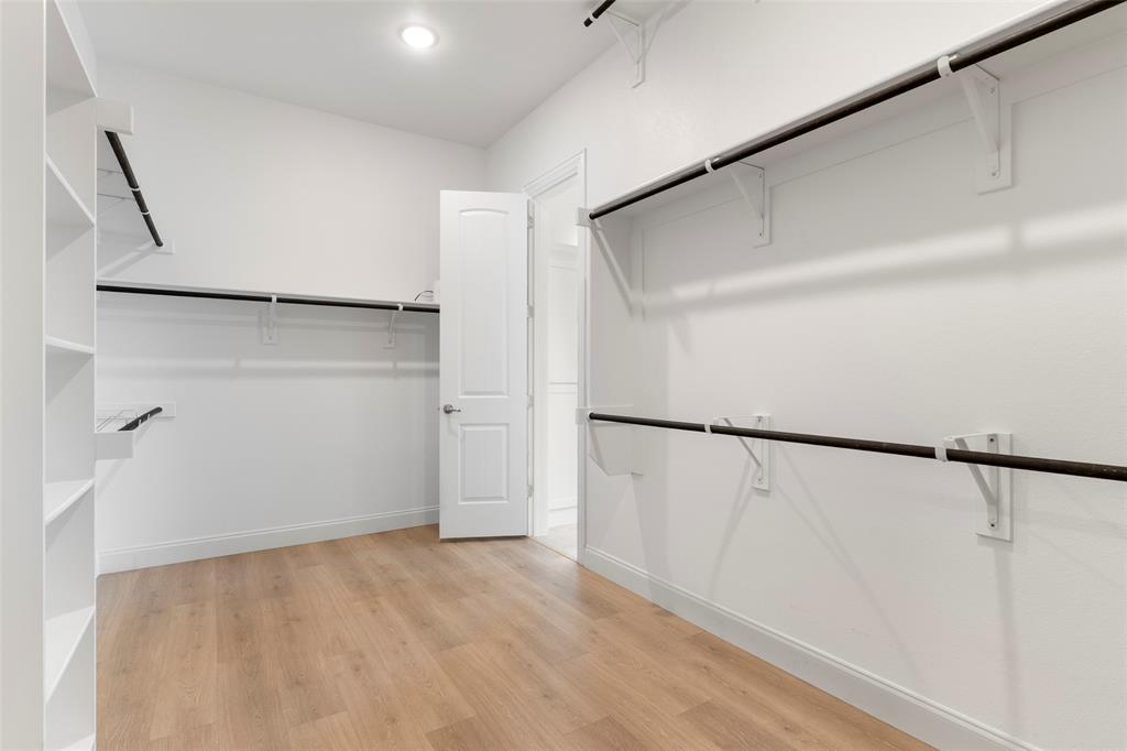 1421 Devotion Row Property Photo 21