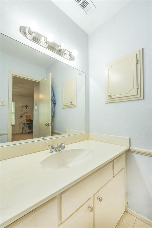 7504 Riverbrook Drive Property Photo 11
